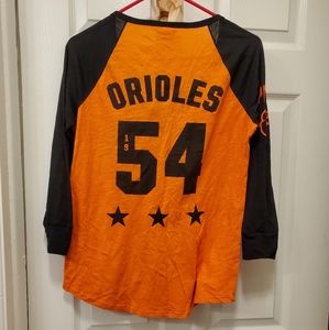 Pink Orioles top